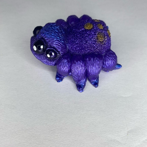 Spider Figure - Picture 2 of 4